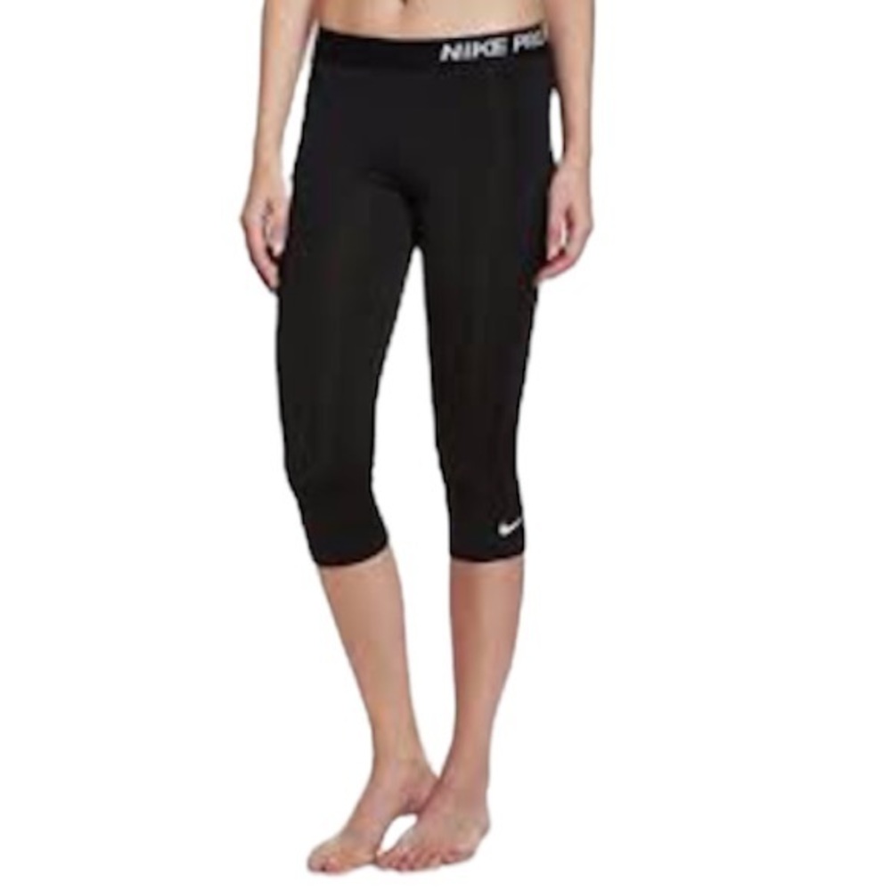 Nike Women's Pro Capri Black/ Silver XS